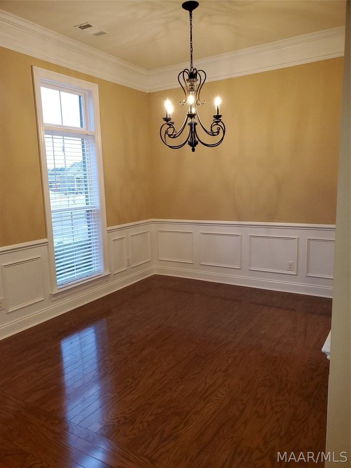 9737 Faversham Ct - Photo 3 of 31