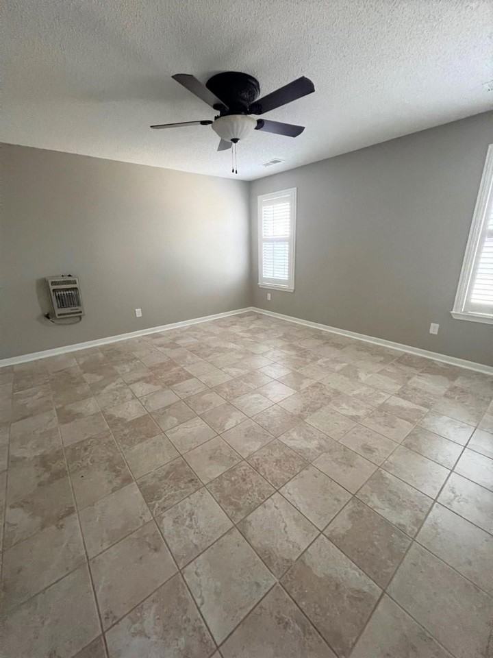 11485 Sycamore Farms Rd - Photo 5 of 17