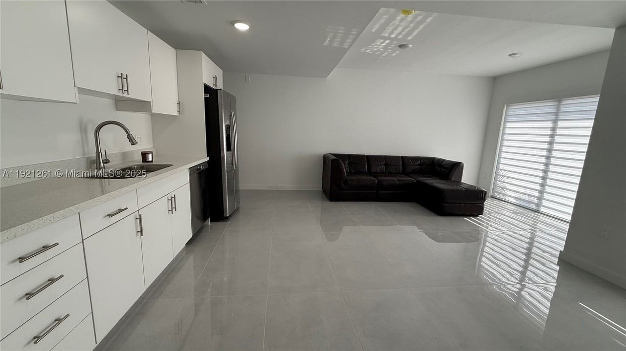 14571 Sw 261st St #14571 - Photo 3 of 14