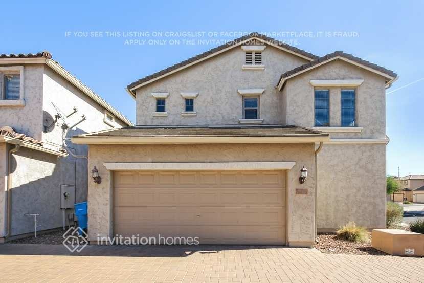 1922 W Faria Ln - Photo 2 of 15