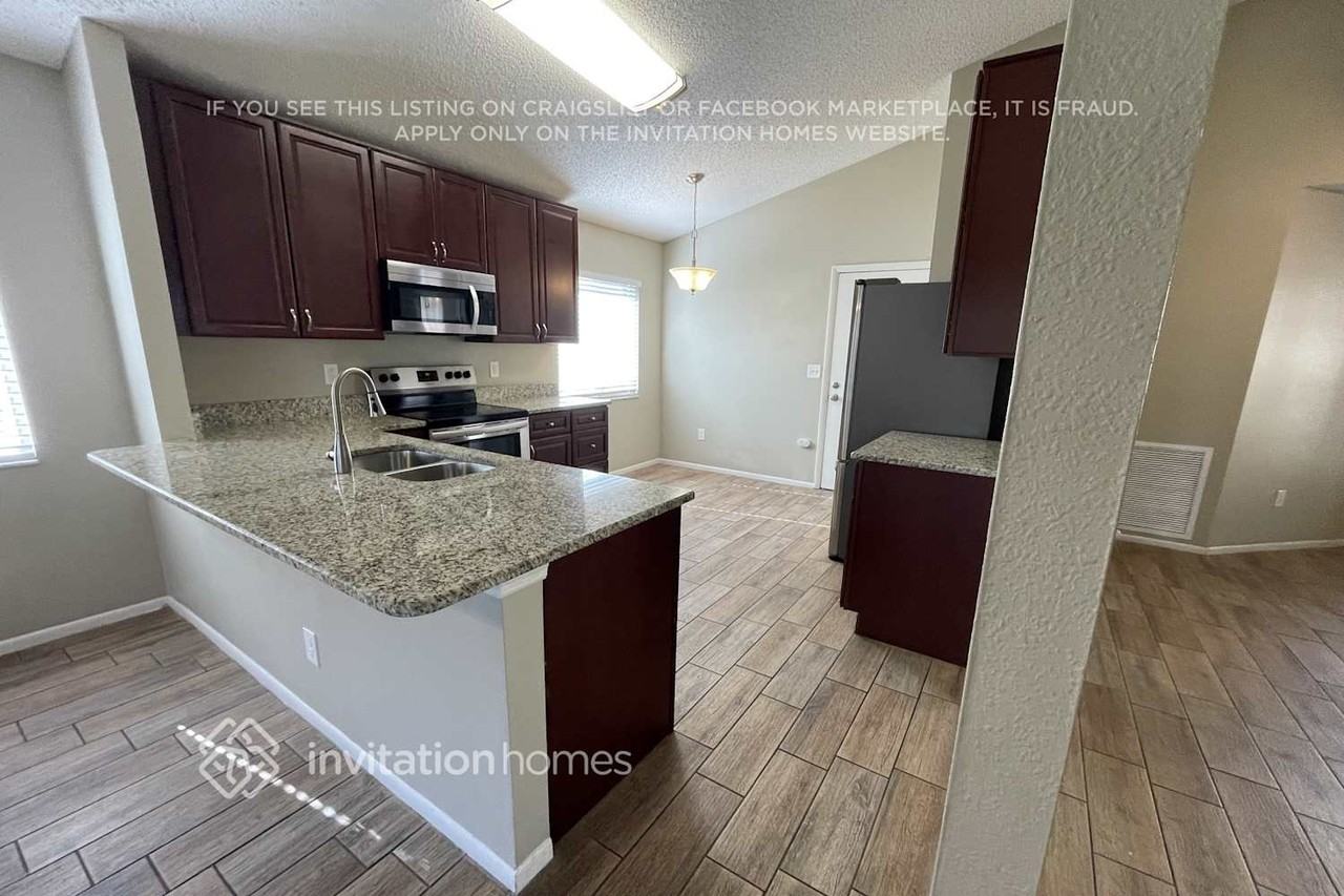 1517 Chepacket St - Photo 5 of 13