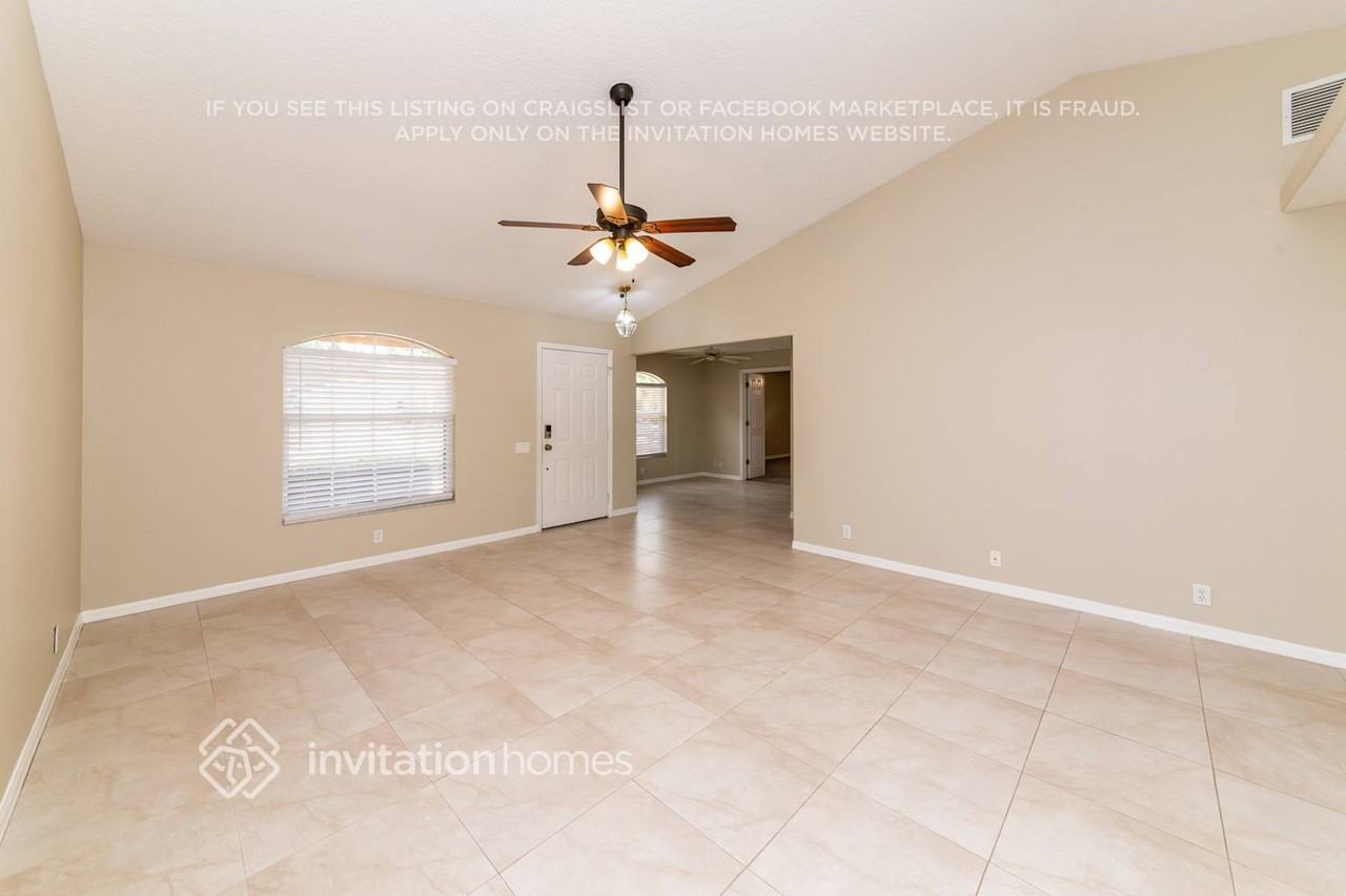 7348 Linden Ln - Photo 3 of 17