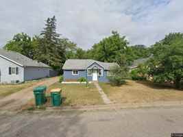 featured image of 503 4th Ave Ne #1