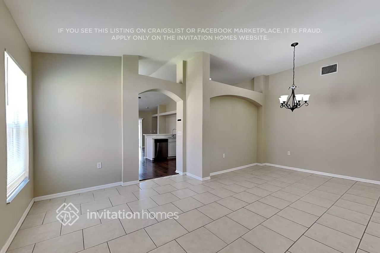 4609 Portobello Cir - Photo 4 of 18