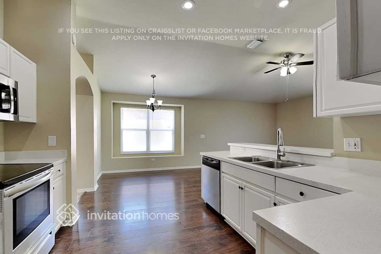 4609 Portobello Cir - Photo 7 of 18