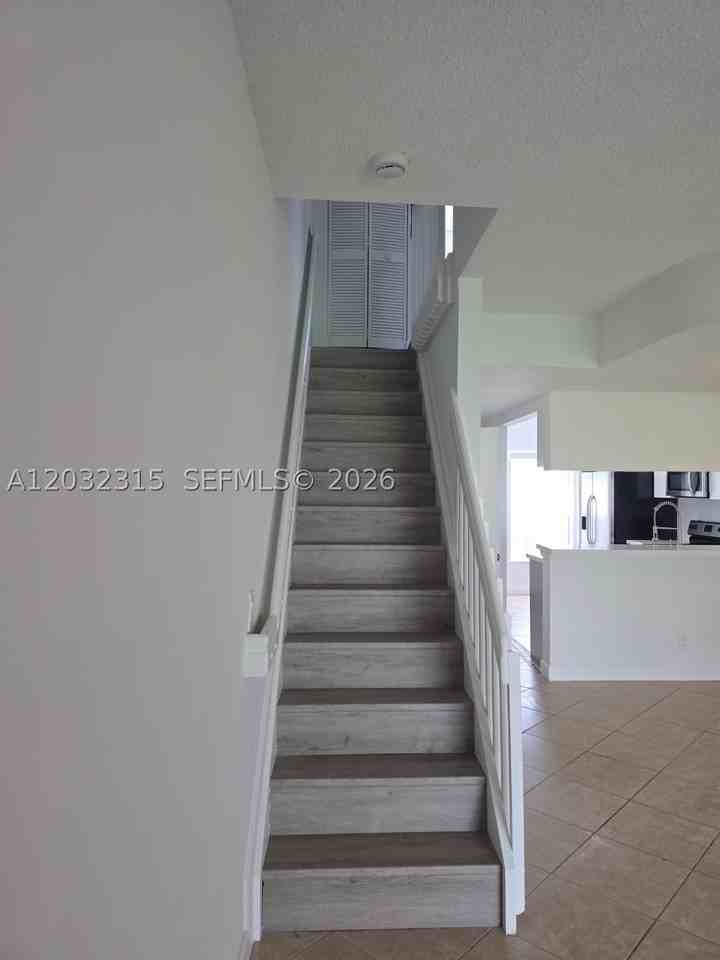 1 Simonton Cir #1 - Photo 6 of 12