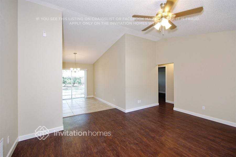 7823 Bitternut Ct - Photo 5 of 19