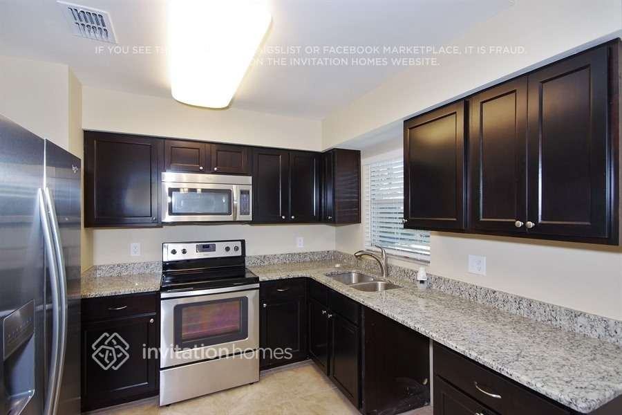 7823 Bitternut Ct - Photo 7 of 19