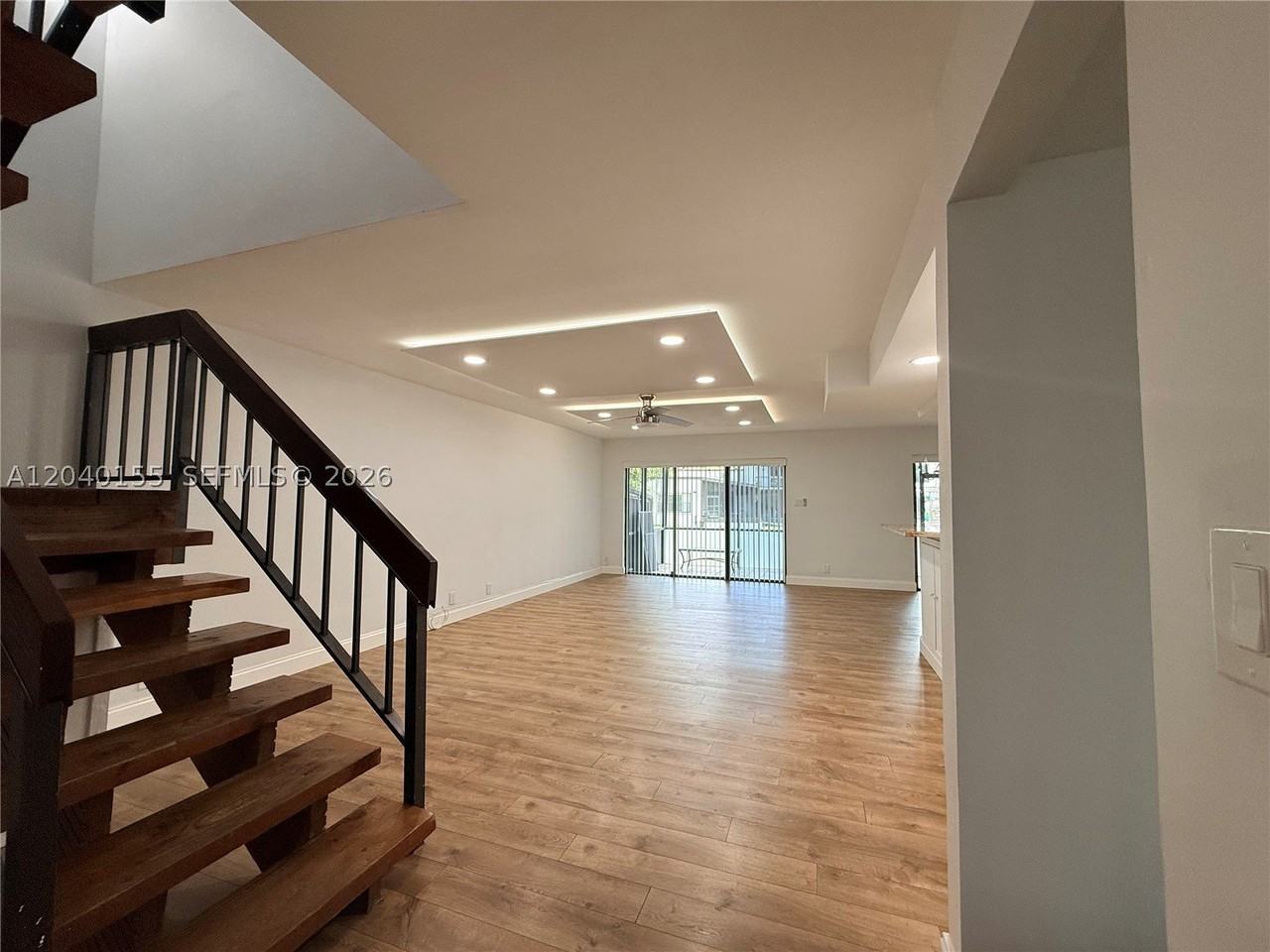 9717 N New River Canal Rd #406 - Photo 5 of 50