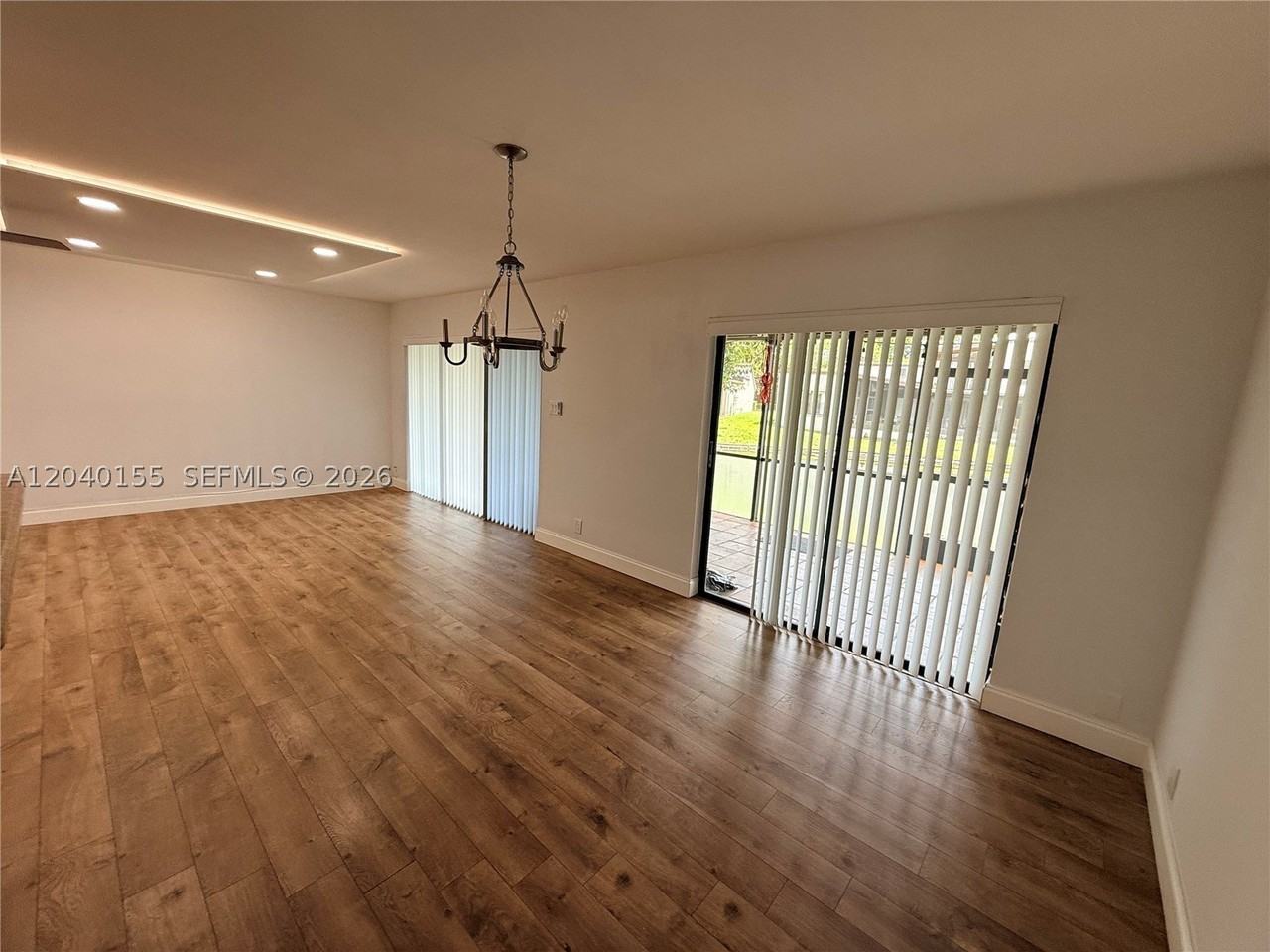 9717 N New River Canal Rd #406 - Photo 7 of 50
