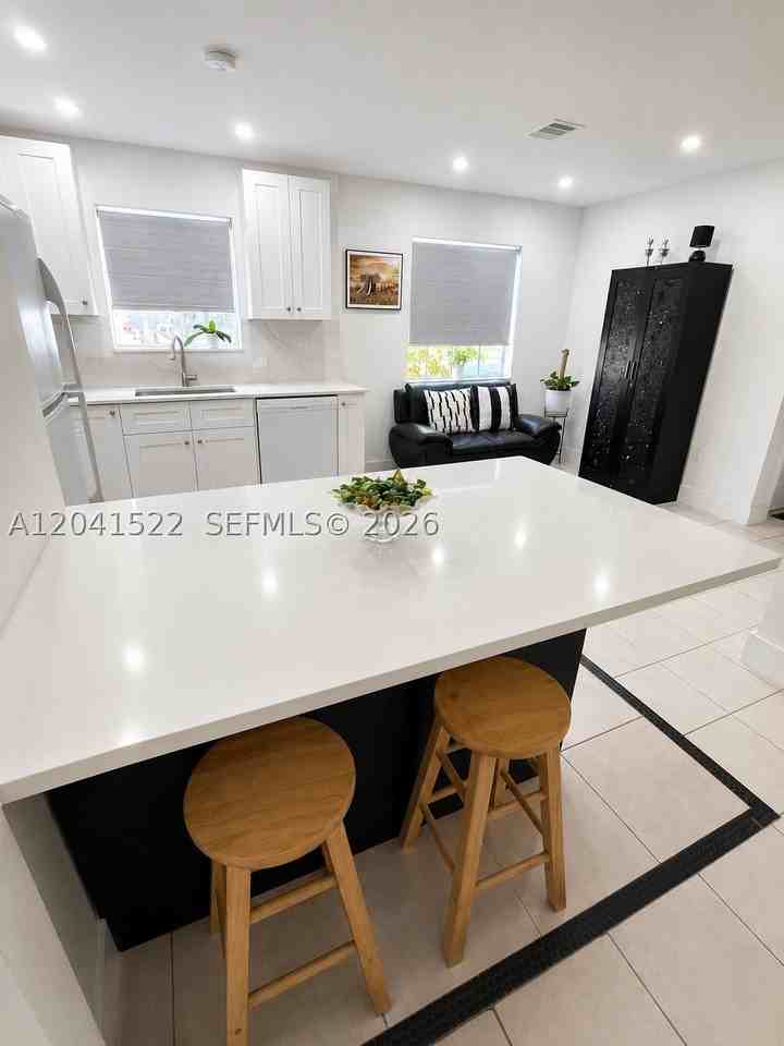 18602 Sw 100th Ave #18602 - Photo 4 of 10