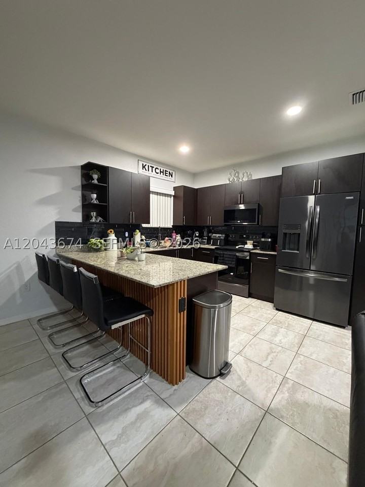 25787 Sw 127th Pl #25787 - Photo 7 of 16