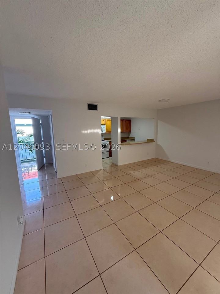 455 S Pine Island Rd #306C - Photo 4 of 16