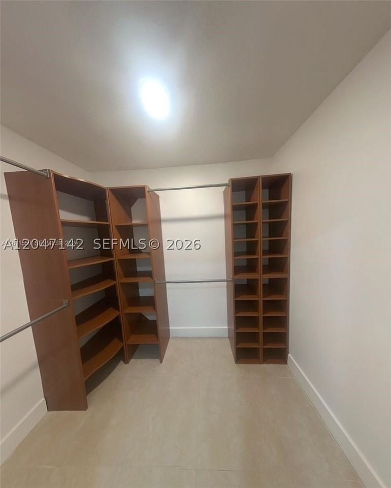 2701 Nw 105th Ter - Photo 7 of 26