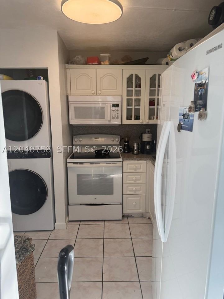 6901 Sw 129th Ave #4 - Photo 2 of 3