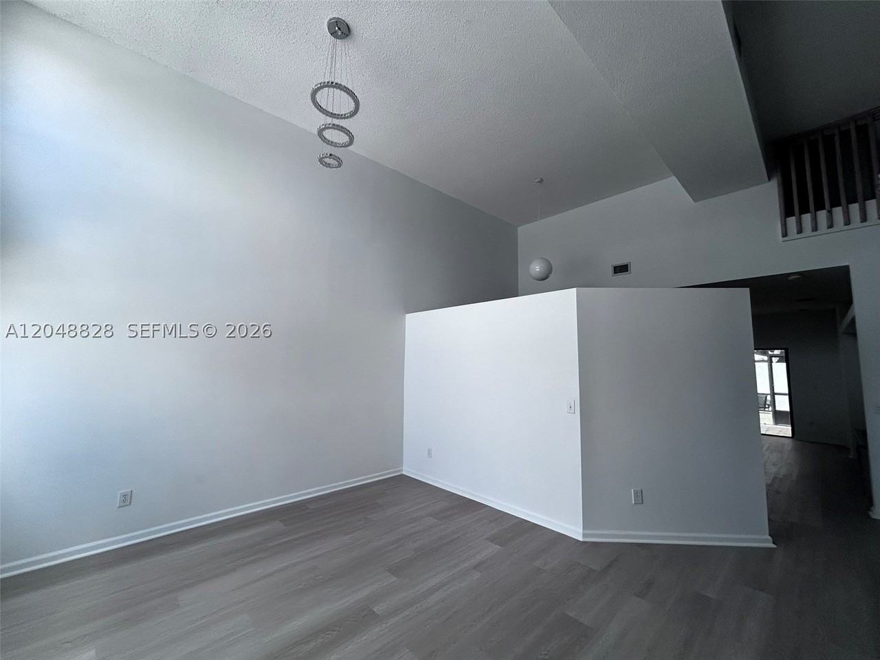 786 Sw 158th Way - Photo 3 of 34