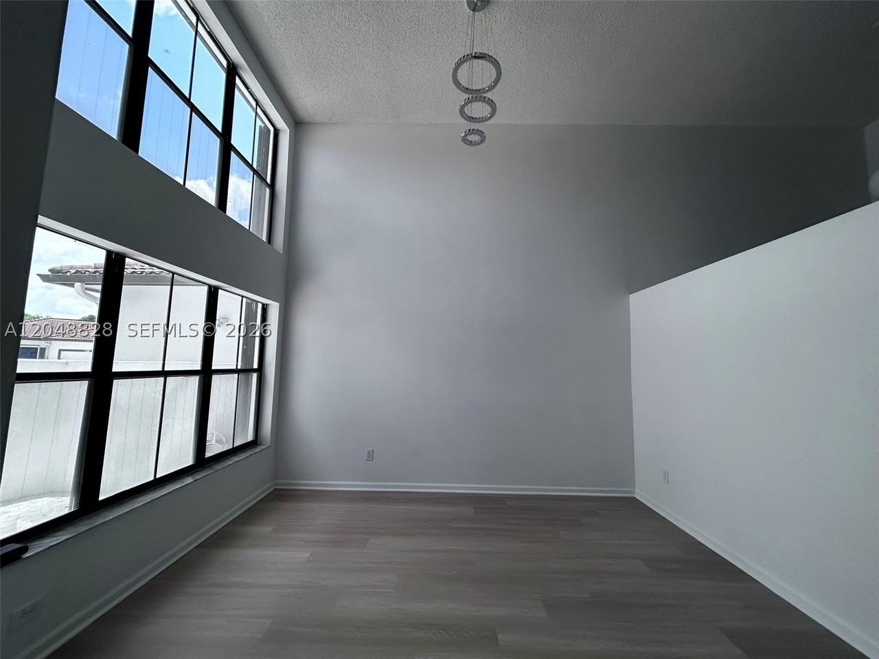 786 Sw 158th Way - Photo 4 of 34