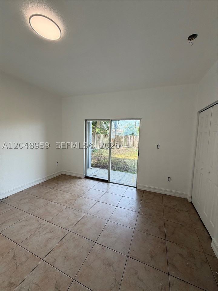 22725 Sw 125th Ave #A - Photo 7 of 13