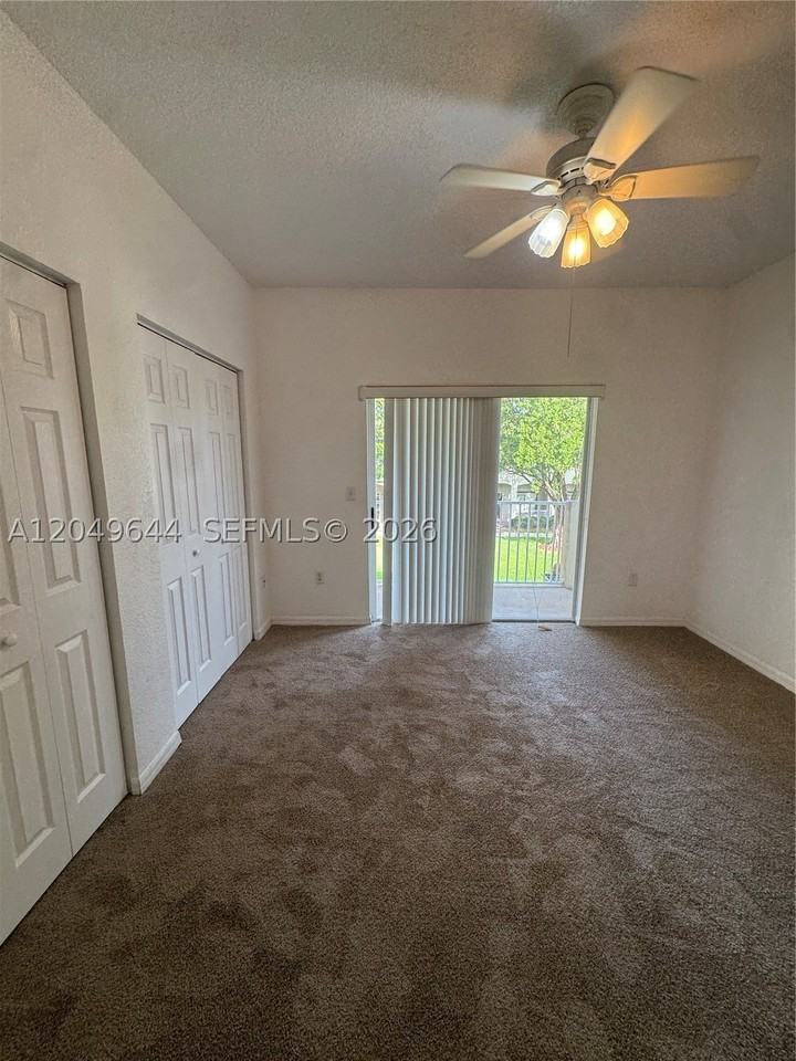 1944 Se 24th Ter - Photo 6 of 8