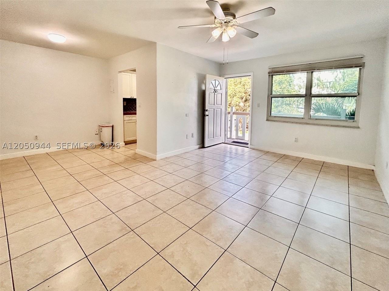 3265 Griffin Rd #205 - Photo 5 of 14
