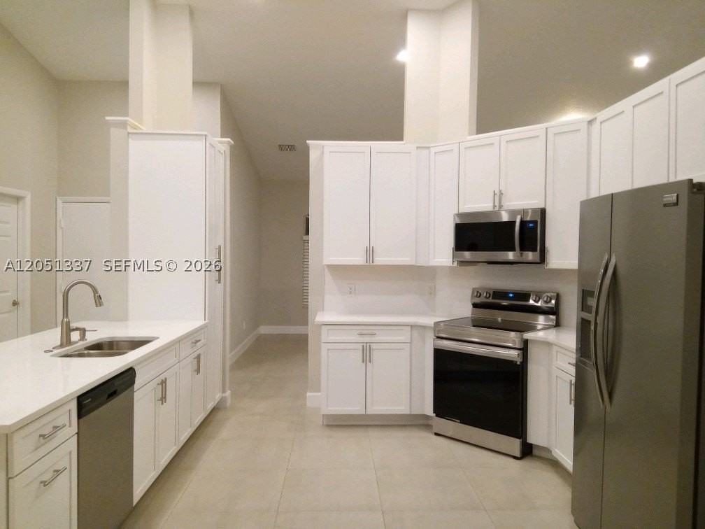 9367 Lake Serena Dr - Photo 3 of 14