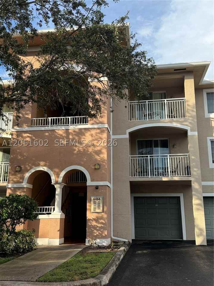 6466 Emerald Dunes Dr #206 - Photo 2 of 44