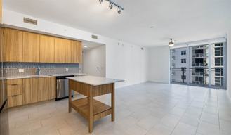 2150 N Bayshore Dr #609 - Photo 1 of 1