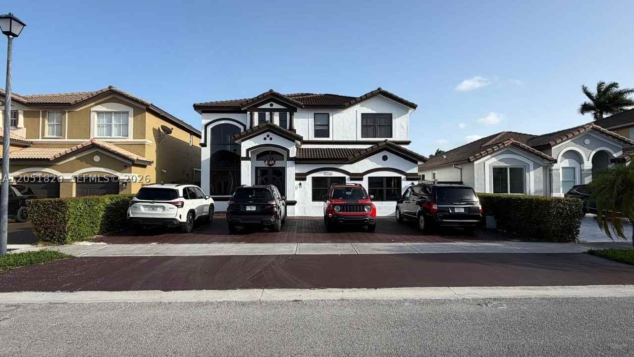 15350 Sw 11th St - Photo 3 of 46