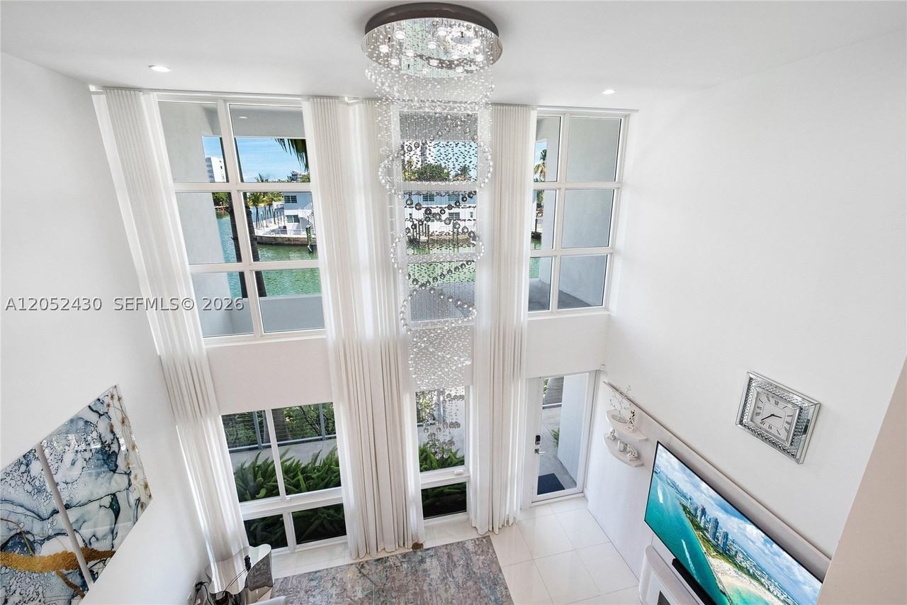 31 N Shore Dr #31 - Photo 7 of 50