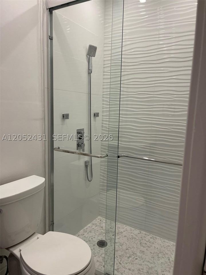 3340 Sw 139th Ave #1 - Photo 6 of 9