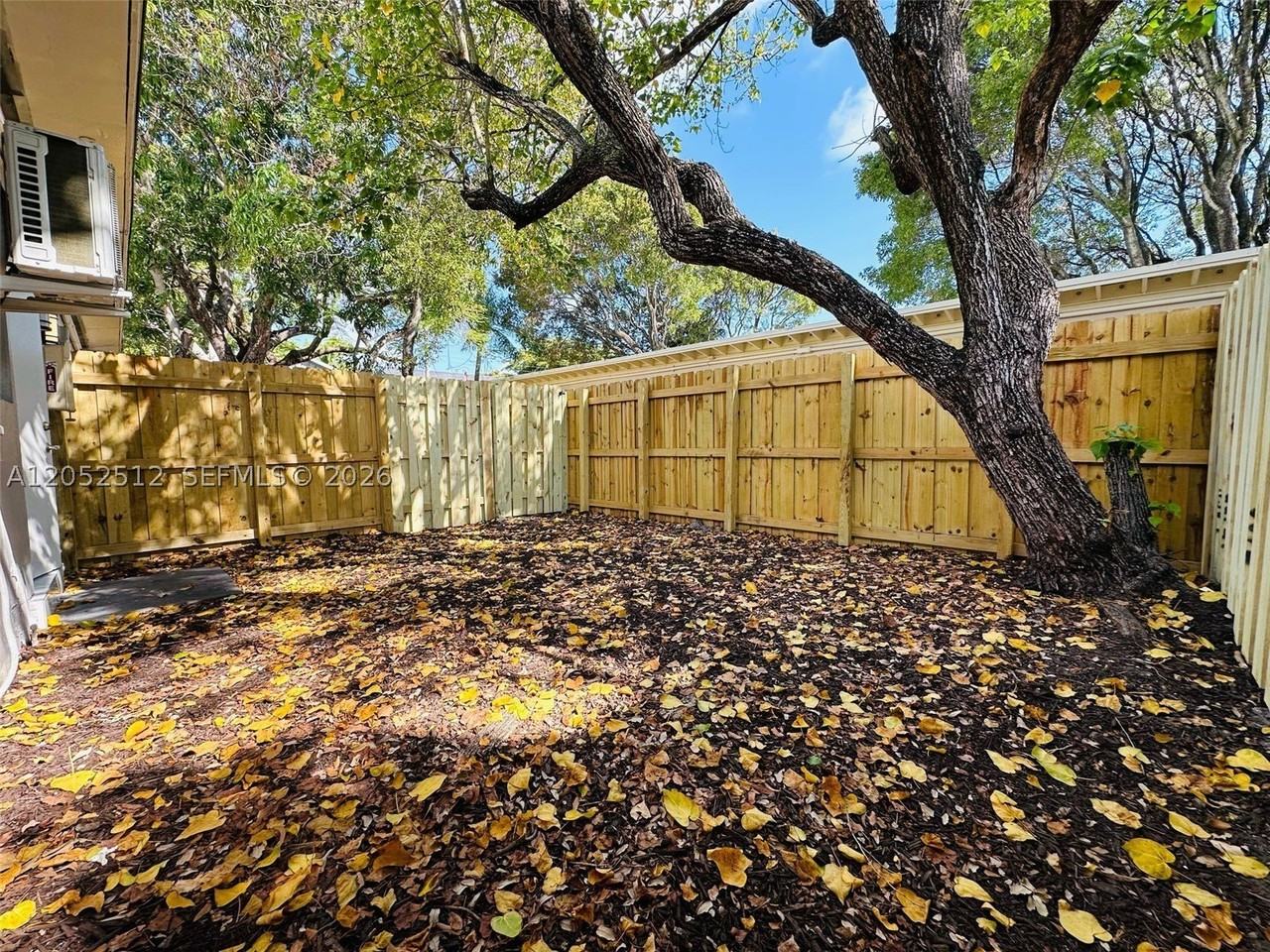 407 Se 14th Ct #1 - Photo 4 of 14