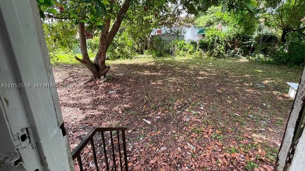 1012 Nw 66th St #0 - Photo 5 of 22