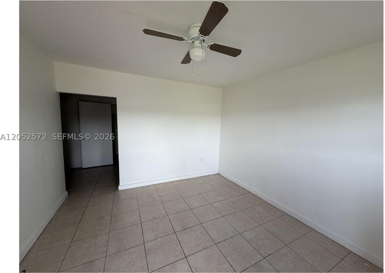 2534 Nw 80th St #2534 - Photo 5 of 11