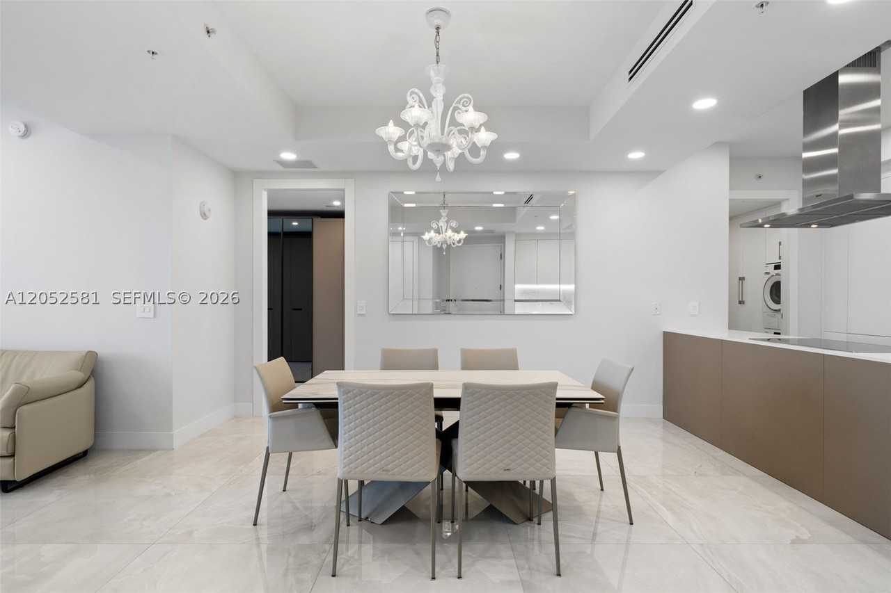 18201 Collins Ave #4606 - Photo 7 of 46