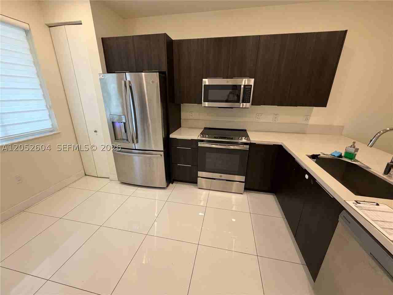 6401 Nw 103rd Pl #103 - Photo 4 of 4