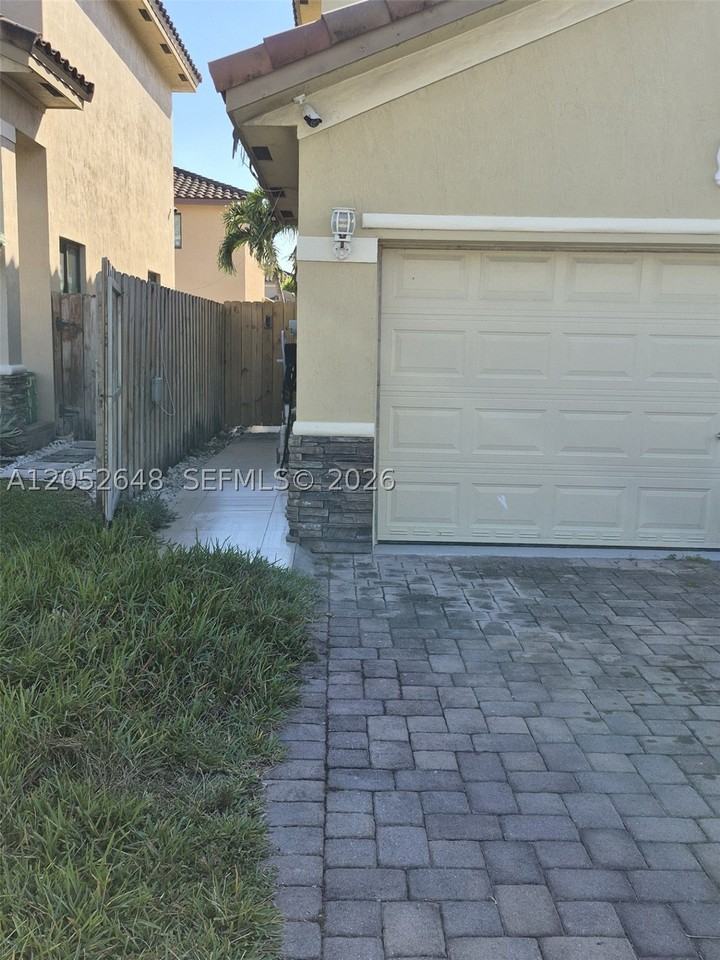 13376 Sw 268th Ter #1