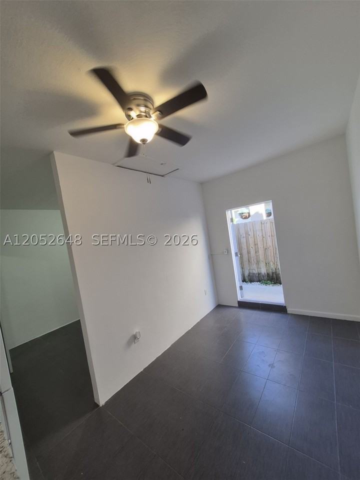 13376 Sw 268th Ter #1 - Photo 5 of 9