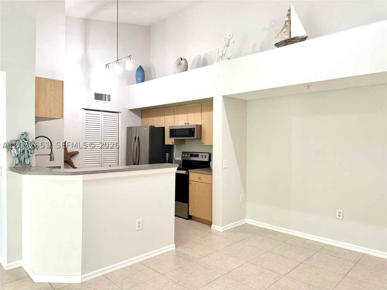 1020 Villa Ln #1020 - Photo 2 of 28
