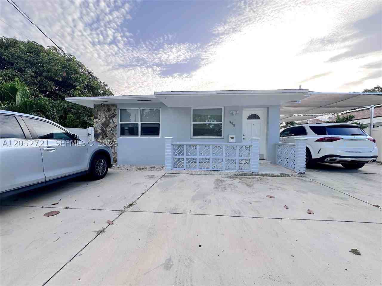 940 Nw 32nd Ct - Photo 7 of 7