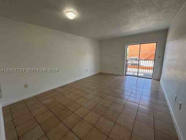 1015 Nw 45th Ave #102 - Photo 7 of 13