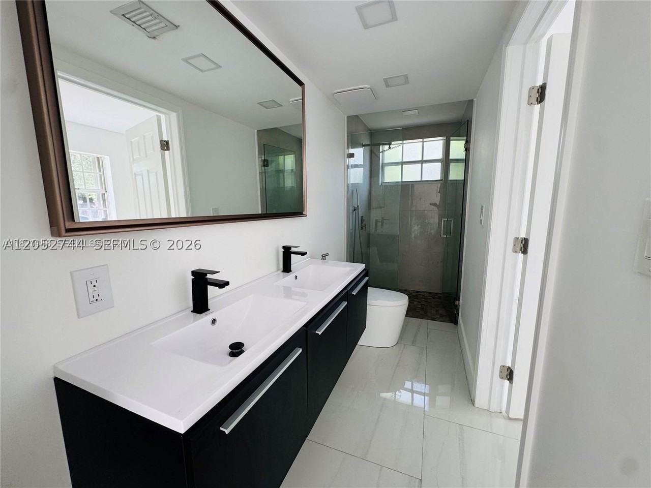 516 La Villa Dr - Photo 7 of 14