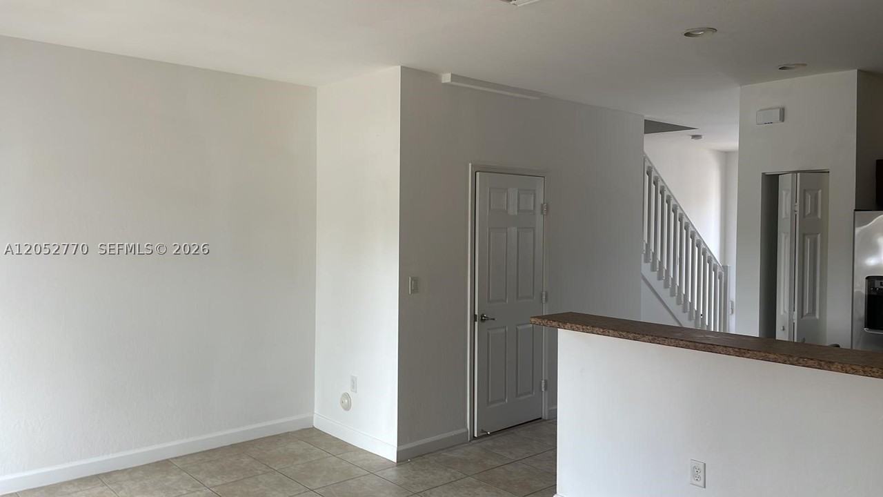 642 Se 32nd Ave #642 - Photo 6 of 10