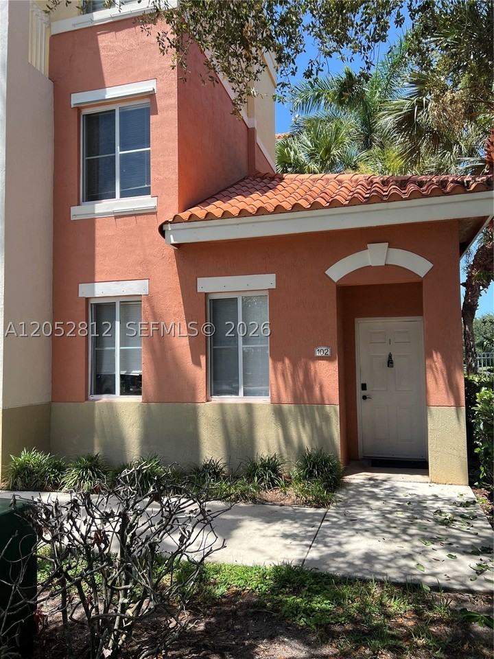 11010 Legacy Dr #102