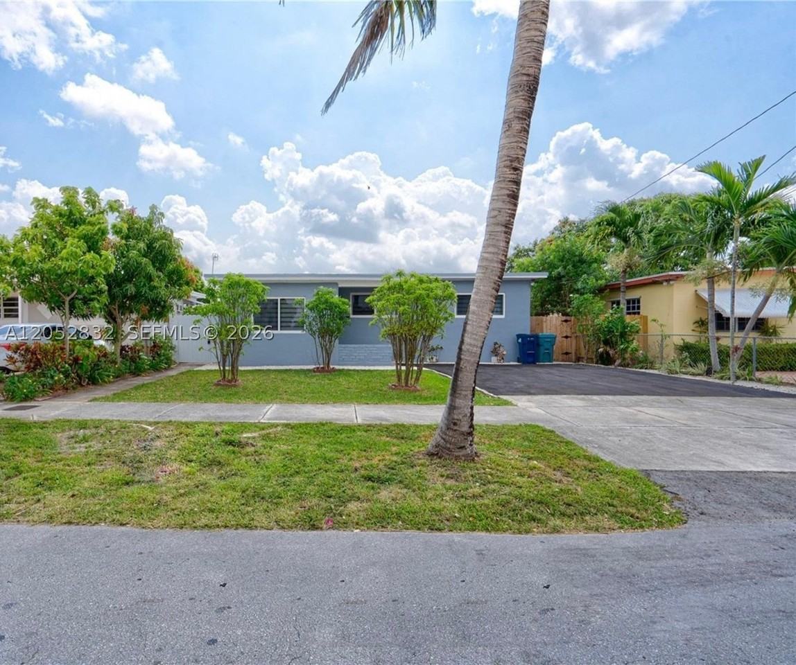 3635 Sw 88th Ct - Photo 2 of 29