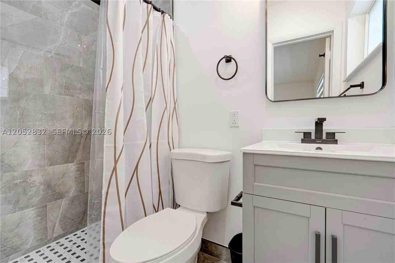 3635 Sw 88th Ct - Photo 6 of 29