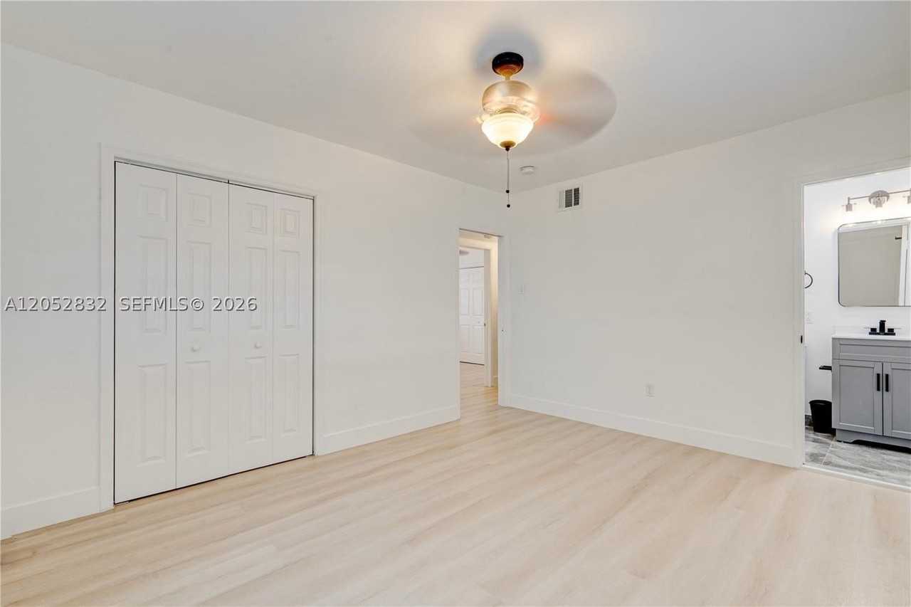 3635 Sw 88th Ct - Photo 7 of 29