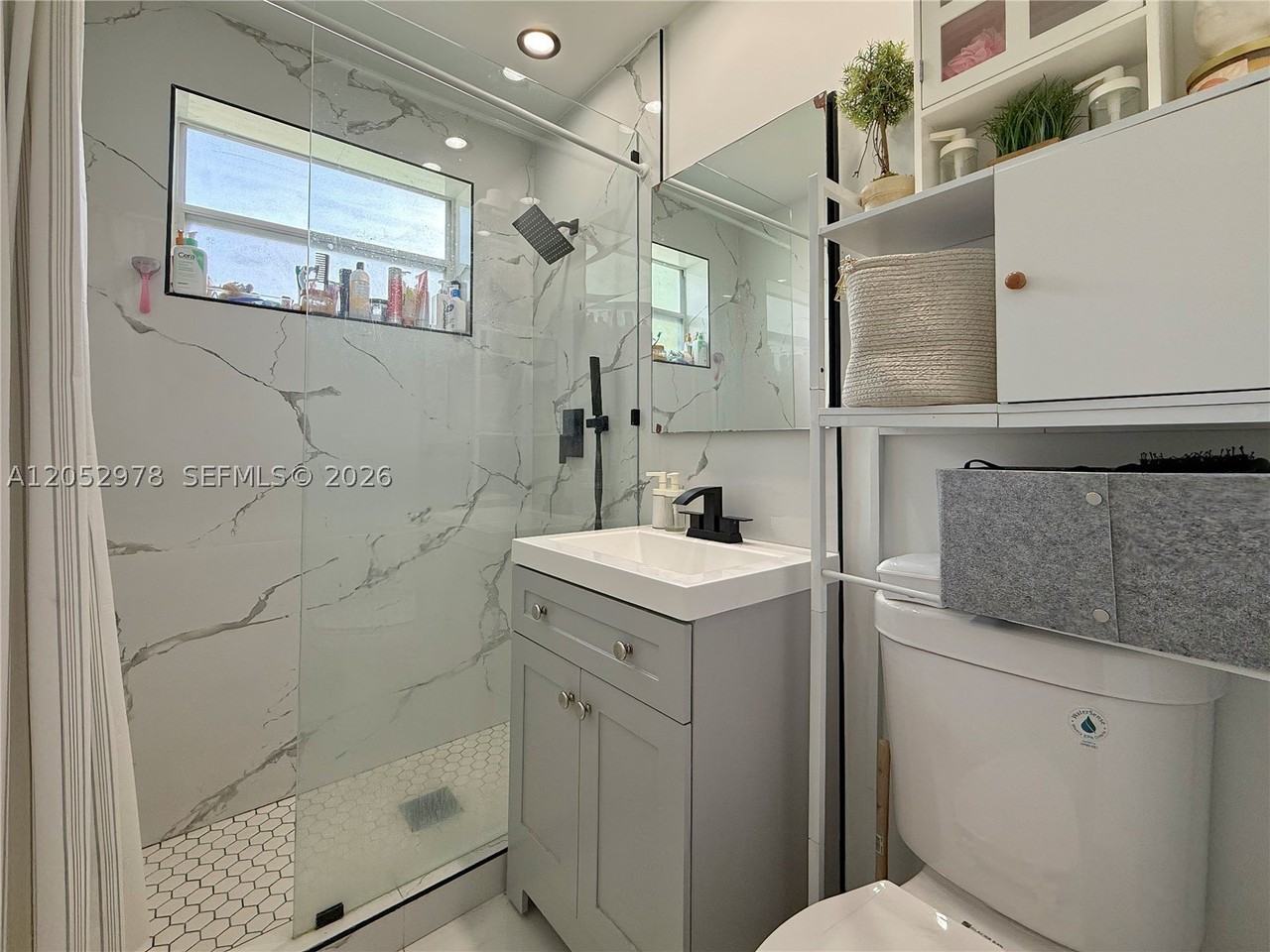 3123 Sw 25th Ter - Photo 6 of 24