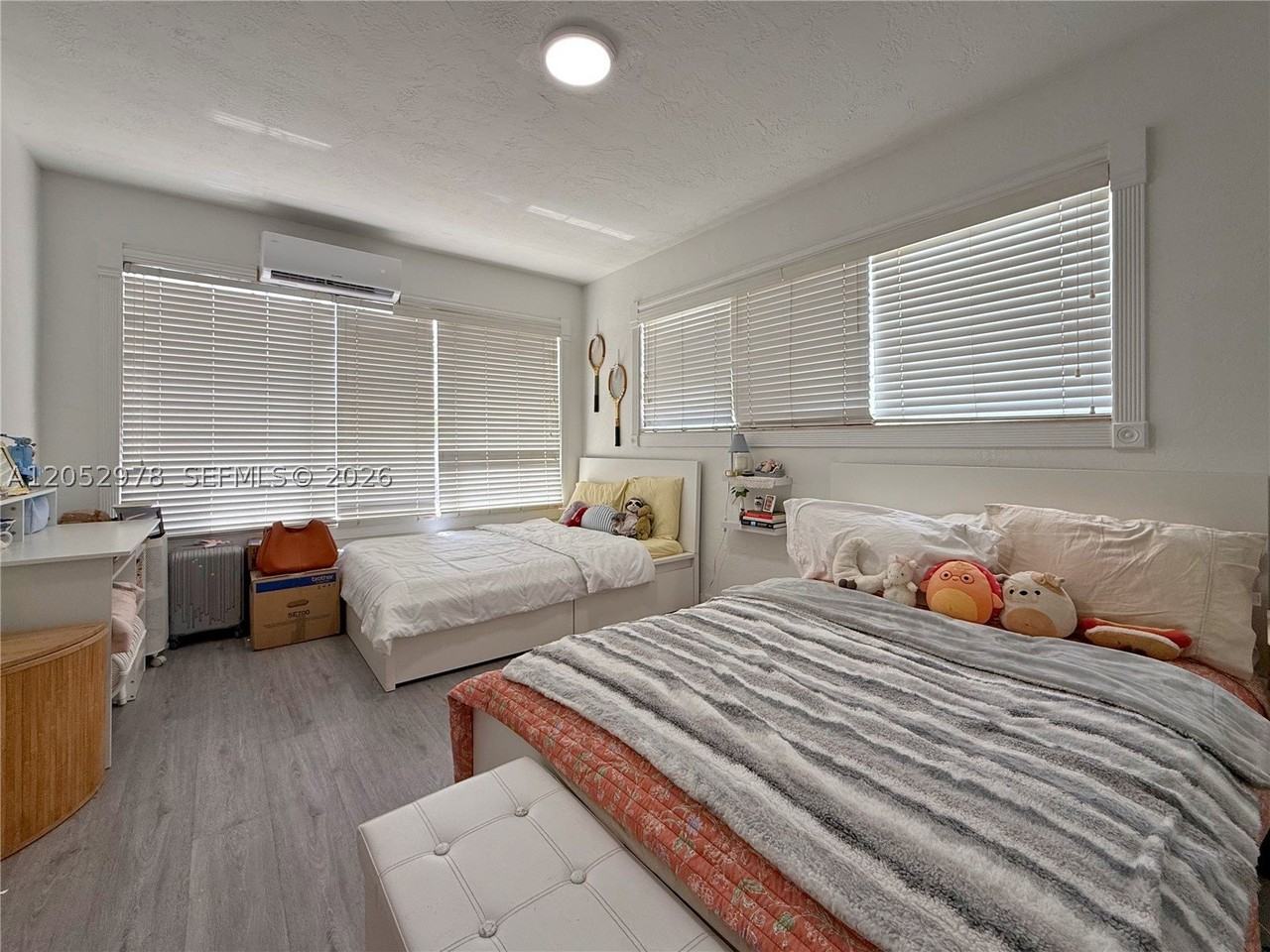 3123 Sw 25th Ter - Photo 7 of 24