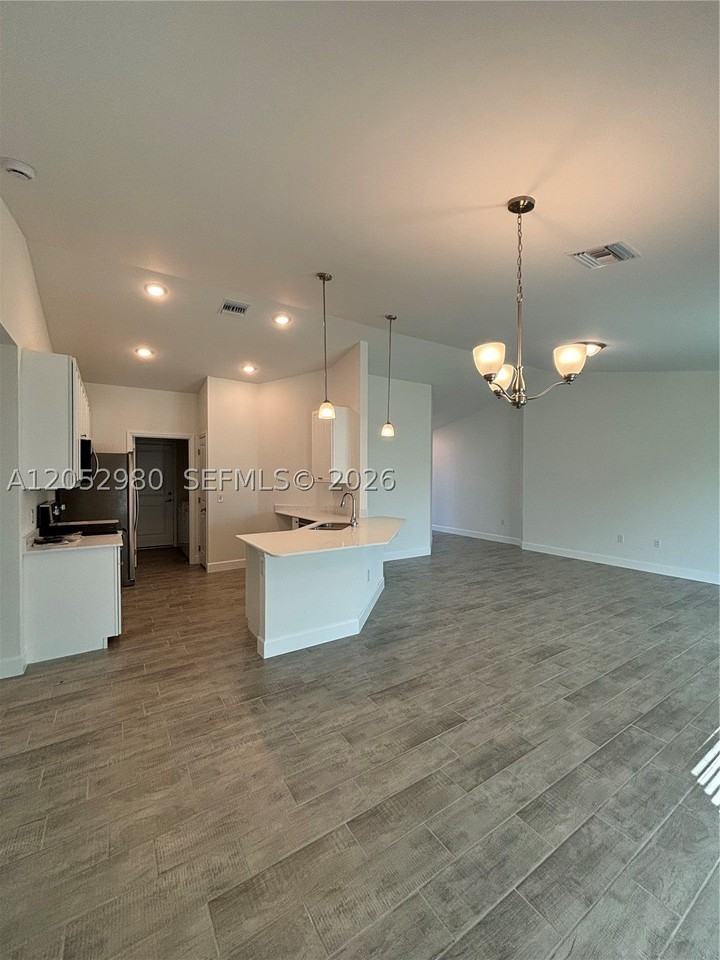 2711 20th St Sw #2711 - Photo 7 of 16