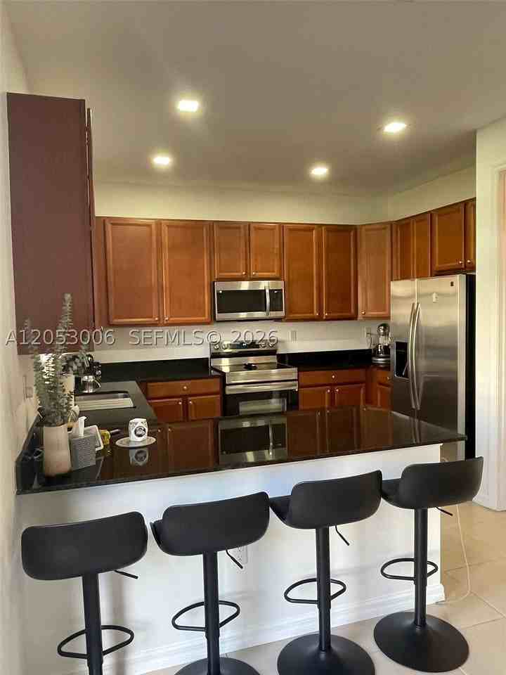 747 Ne 193rd St #0 - Photo 5 of 14